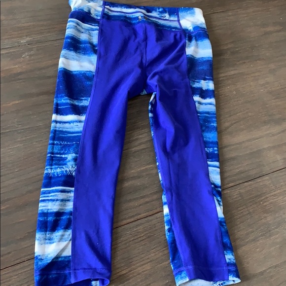 Capris - Picture 2 of 2